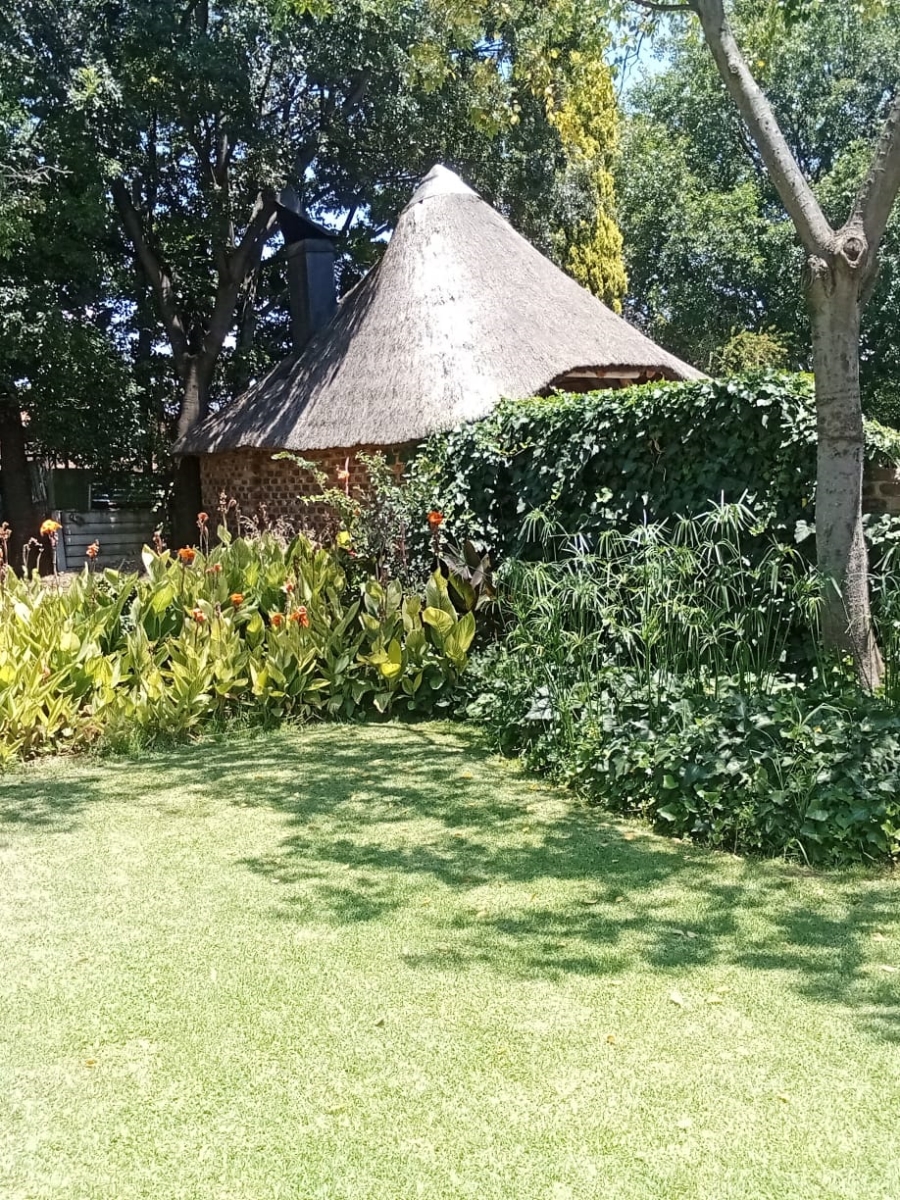 4 Bedroom Property for Sale in Bishops Bay Free State